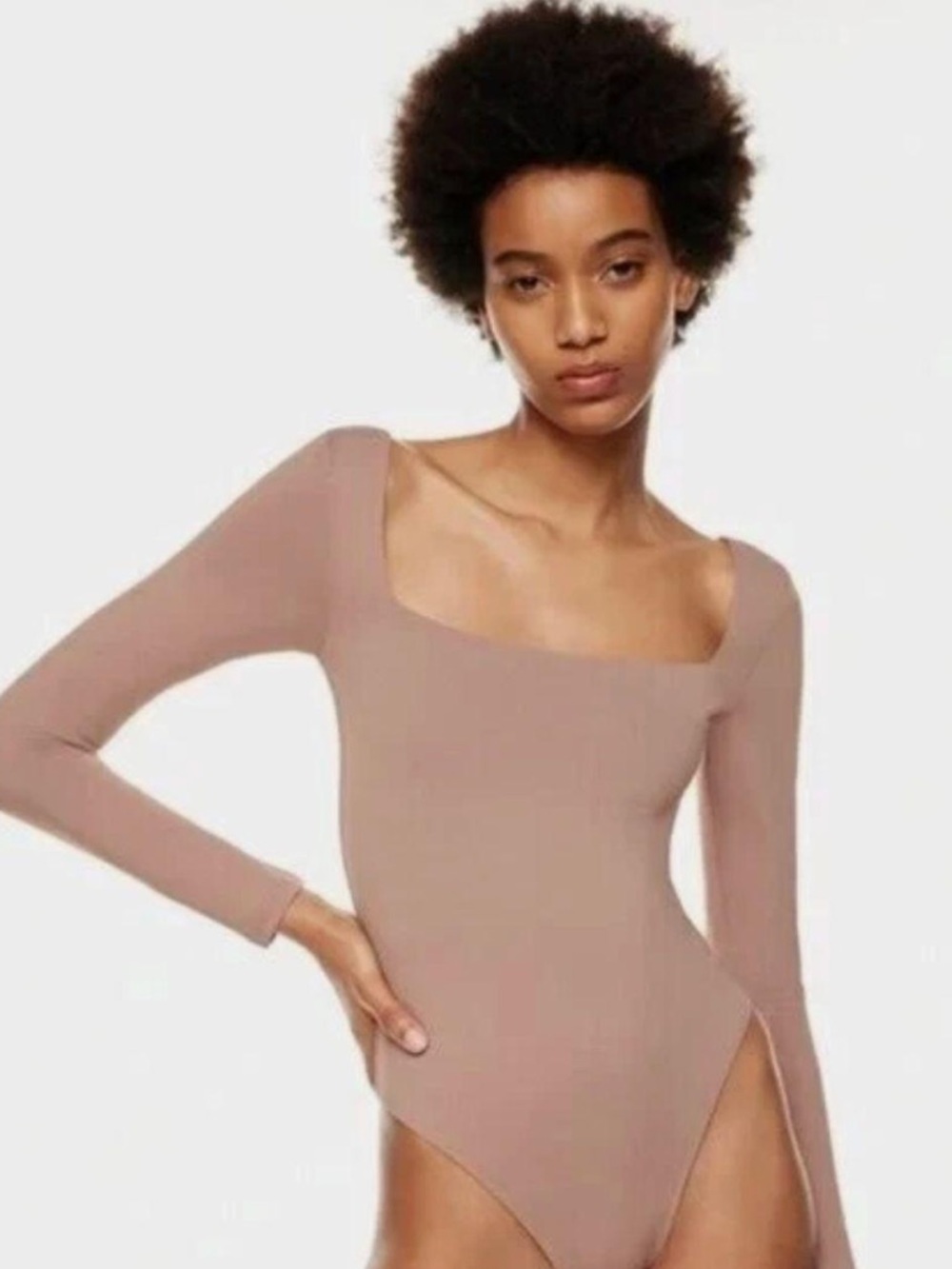 Aritzia Babaton Long-Sleeve Square Neck Bodysuit in Beige Small